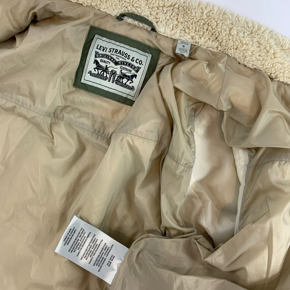 Levi's Faux Fur Bomber Jacket - Picture 6 of 14